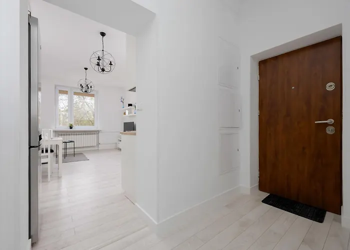 Chrzanowskiego 7 Bright Pet Friendly By Renters