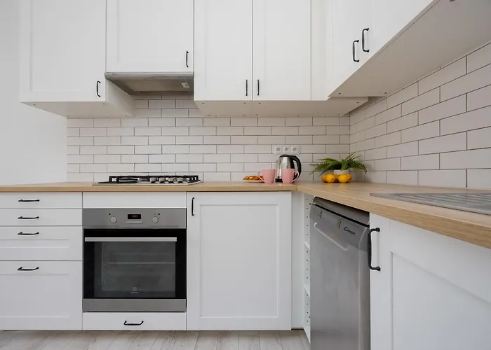 Chrzanowskiego 7 Bright Pet Friendly By Renters Apartment *