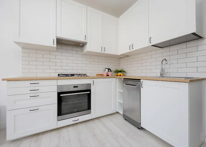 Chrzanowskiego 7 Bright Pet Friendly By Renters Warsaw